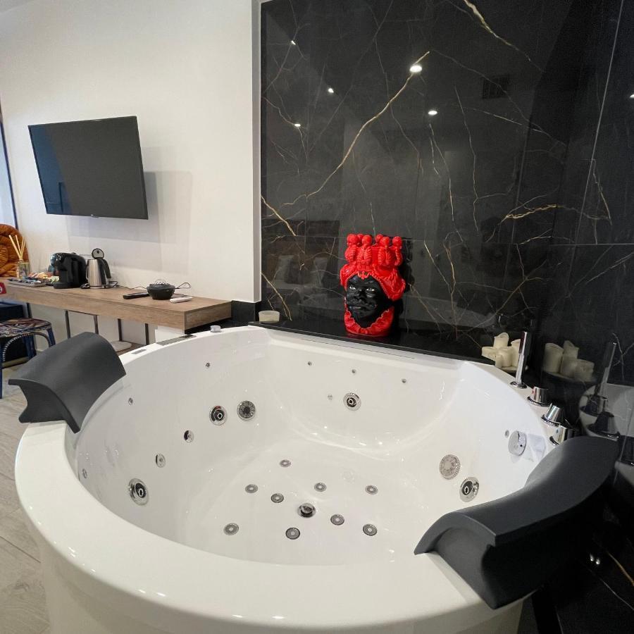 טאורמינה Namuri Luxury Rooms מראה חיצוני תמונה